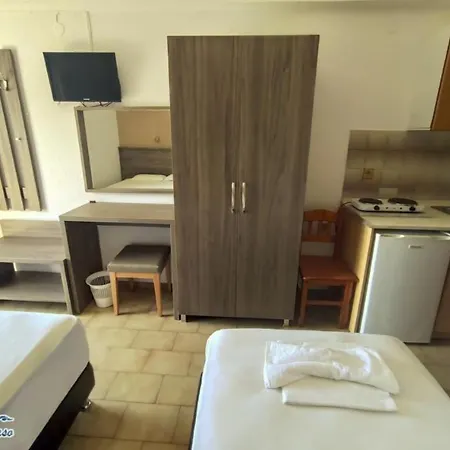 Vaso * Néosz Marmarász