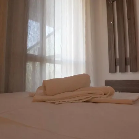 Vaso Apartment Neos Marmaras